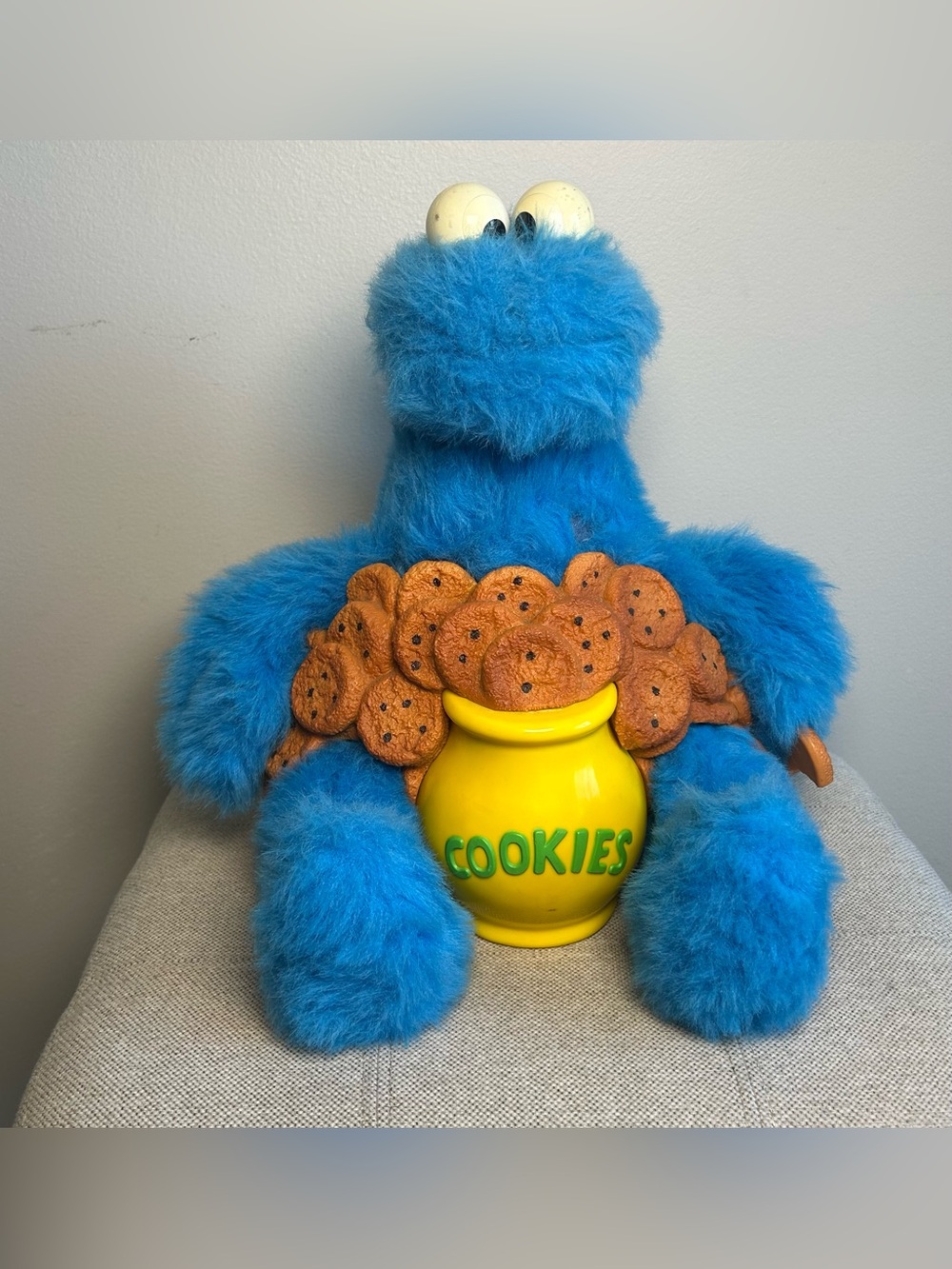Vintage 1987 Ideal Sesame Street Cookie Monster Eating Cookies Toy Not Tested